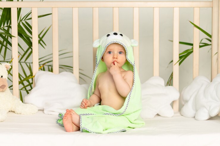 Why Bamboo Hooded Towels Are Better Than Terry Cotton: A Gentle Choice For Your Little One